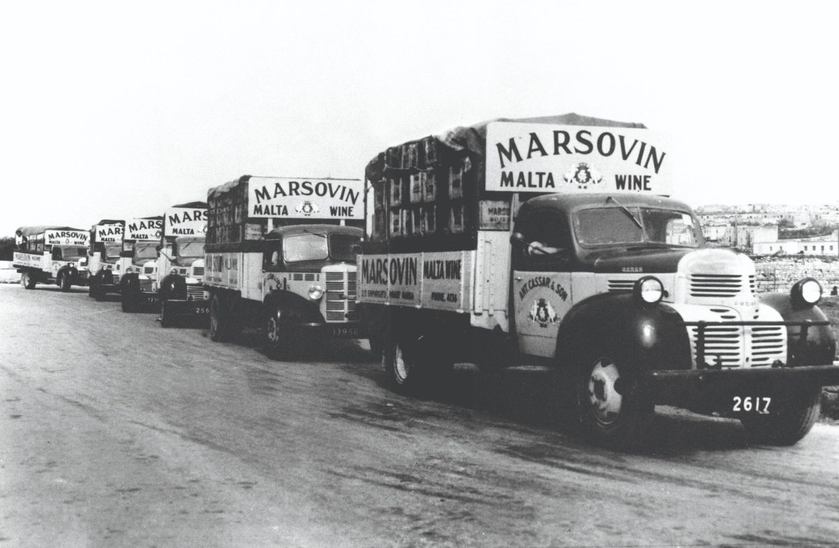 Marsovin 1950s fleet expansion to 11 trucks