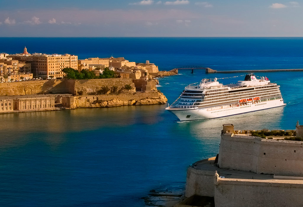Viking Ship Valletta