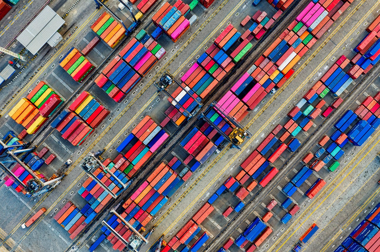 containers shipping