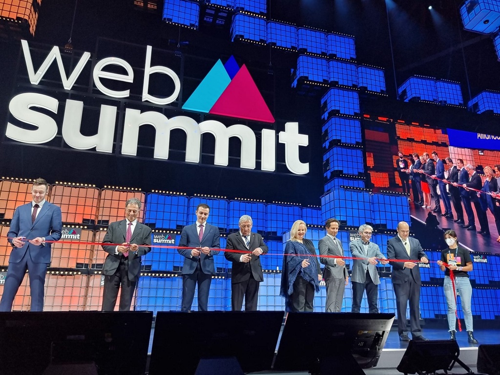web summit esna silvio startup