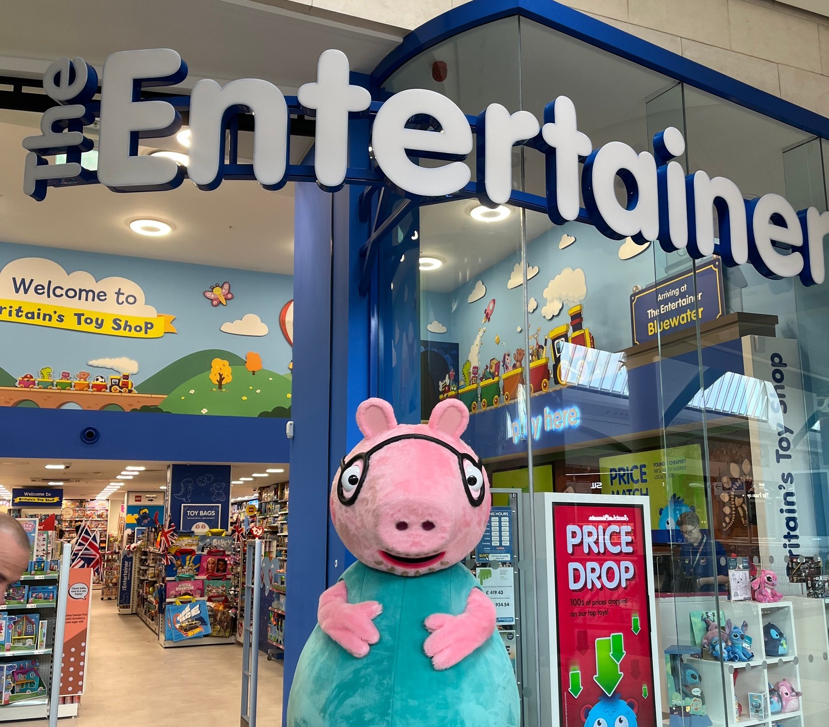 1,900 employees gain ownership of UK toy retail chain